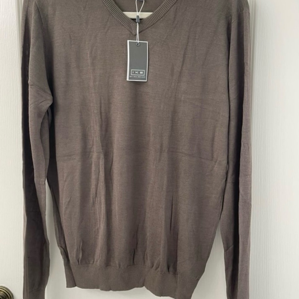 Ike Behar Thatch V-Neck Sweater Lightweight Knit